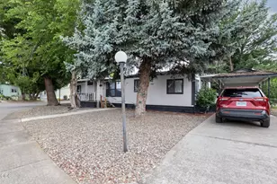 733 Mindy Sue, Medford, OR 97501 - Photo 2