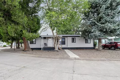 733 Mindy Sue, Medford, OR 97501 - Photo 1