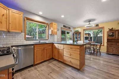 20696 Barton Crossing Way, Bend, OR 97701 - Photo 14