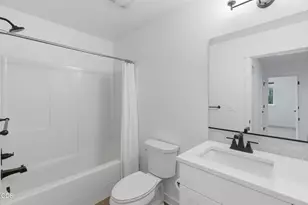 2524 NE Purcell Blvd, Bend, OR 97701 - Photo 28