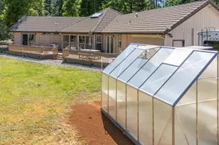 1133 Idlewild Dr, Cave Junction, OR 97523 - Photo 4