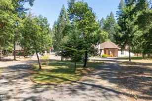 1133 Idlewild Dr, Cave Junction, OR 97523 - Photo 12