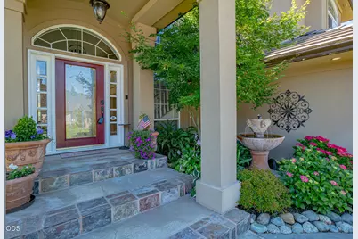 3270 Larue Drive, Medford, OR 97504 - Photo 2