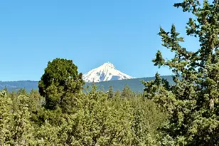 70275 Club Rd, Sisters, OR 97759 - Photo 2