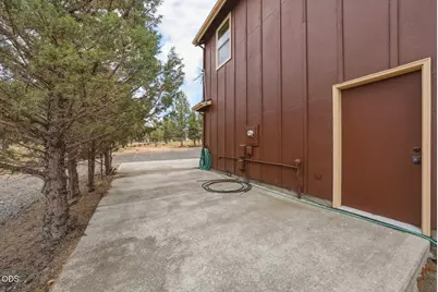 70275 Club Road, Sisters, OR 97759 - Photo 38