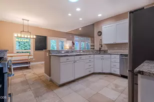 2401 Fox Run, Medford, OR 97504 - Photo 22