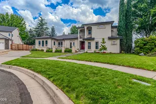 2401 Fox Run, Medford, OR 97504 - Photo 2