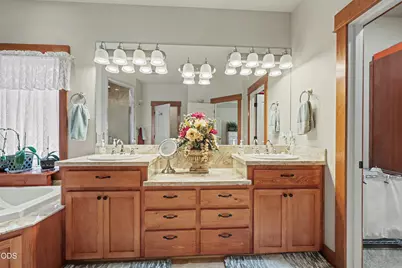 225 Echo Way, Eagle Point, OR 97524 - Photo 30