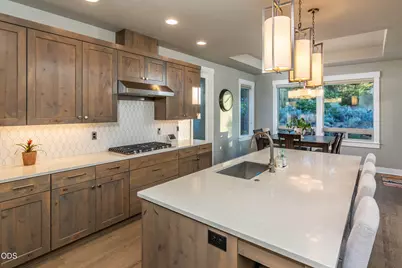 3087 NW Hidden Ridge Drive, Bend, OR 97703 - Photo 8