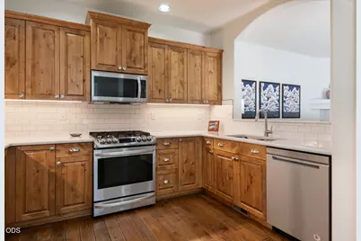 3711 NE Purcell Boulevard, Bend, OR 97701 - Photo 12