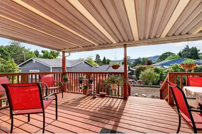 931 Mira Mar Avenue, Medford, OR 97504 - Photo 12