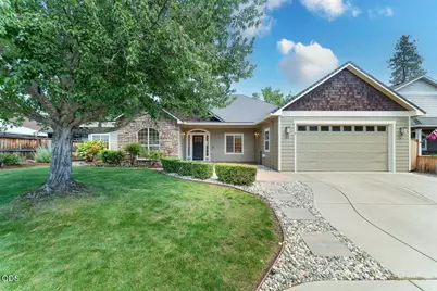 13 Portabello Way, Eagle Point, OR 97524 - Photo 1