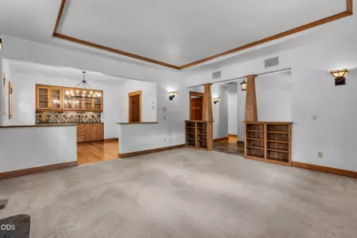 69987 West Meadow Parkway, Sisters, OR 97759 - Photo 8
