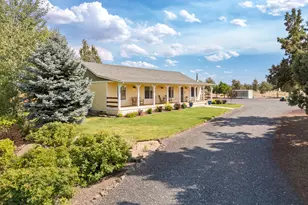 24855 Deer Ln, Bend, OR 97701 - Photo 6