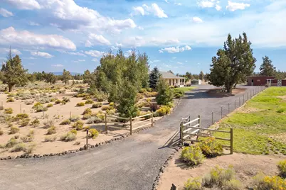 24855 Deer Lane, Bend, OR 97701 - Photo 4