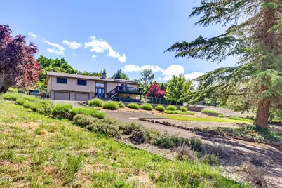 1314 Highcrest Drive, Medford, OR 97504 - Photo 42
