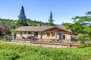 1314 Highcrest Dr, Medford, OR 97504 - Photo 38