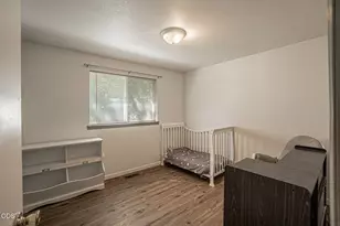937 4th Ave, Gold Hill, OR 97525 - Photo 10
