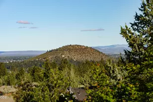3081 NW Craftsman Dr, Bend, OR 97703 - Photo 44