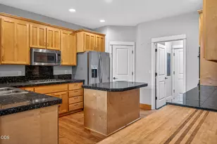 2723 NW Havre Ct, Bend, OR 97703 - Photo 12