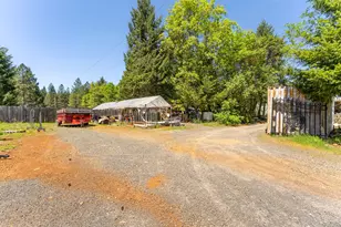 118 Airport Dr, Cave Junction, OR 97523 - Photo 36