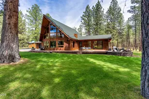 69420 Crooked Horseshoe Rd, Sisters, OR 97759 - Photo 2