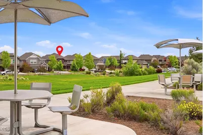 3024 NE Flagstone Avenue, Bend, OR 97701 - Photo 2