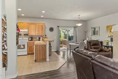 821 Quail Point Drive, Klamath Falls, OR 97601 - Photo 8