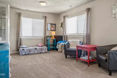821 Quail Point Drive, Klamath Falls, OR 97601 - Photo 22