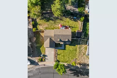 821 Quail Point Drive, Klamath Falls, OR 97601 - Photo 42