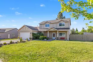 821 Quail Point Dr, Klamath Falls, OR 97601 - Photo 2