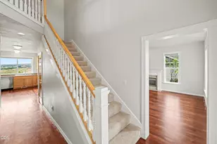 825 Amerman Dr, Phoenix, OR 97535 - Photo 10