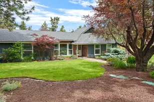 1212 NE Revere Ave, Bend, OR 97701 - Photo 2