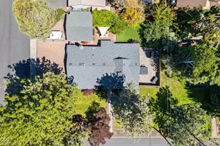 1212 NE Revere Ave, Bend, OR 97701 - Photo 44