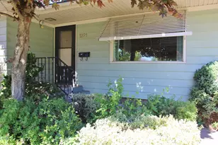 1221 N Eldorado Ave, Klamath Falls, OR 97601 - Photo 2