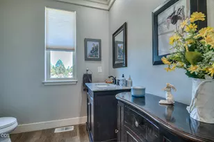 60900 Jennings Rd, Bend, OR 97702 - Photo 14