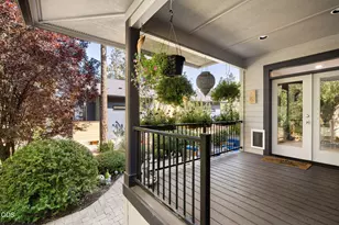 19062 Mount McLoughlin Ln, Bend, OR 97703 - Photo 24