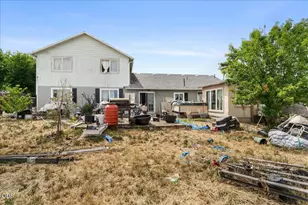 6950 Pico Dr, Medford, OR 97502 - Photo 24