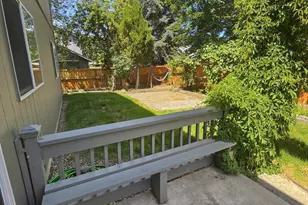 919 NW Oak Ln, Redmond, OR 97756 - Photo 18