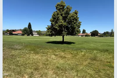 Robert Trent Jones Boulevard, Eagle Point, OR 97524 - Photo 2