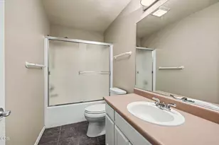 935 Cypress Point Loop, Ashland, OR 97520 - Photo 18