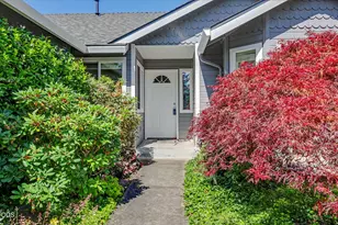 935 Cypress Point Loop, Ashland, OR 97520 - Photo 2