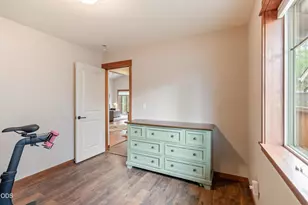 2354 NW Summerhill Dr, Bend, OR 97703 - Photo 22