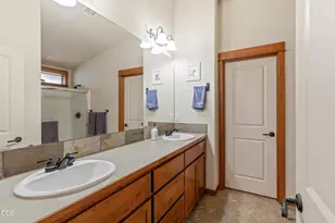 2354 NW Summerhill Dr, Bend, OR 97703 - Photo 14