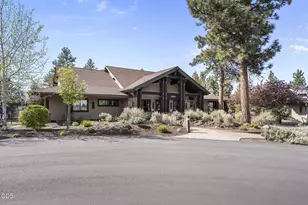 61066 SE Sydney Harbor Dr, Bend, OR 97702 - Photo 30