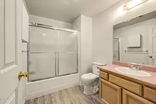 360 Glenn St, Ashland, OR 97520 - Photo 6