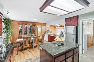 1317 NW Prospect Ave, Grants Pass, OR 97526 - Photo 16