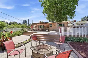 1317 NW Prospect Ave, Grants Pass, OR 97526 - Photo 40
