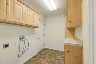7833 Lower River Rd, Grants Pass, OR 97526 - Photo 56