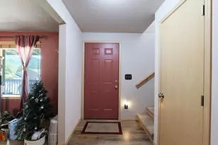 10 Quail Run Dr, Shady Cove, OR 97539 - Photo 4